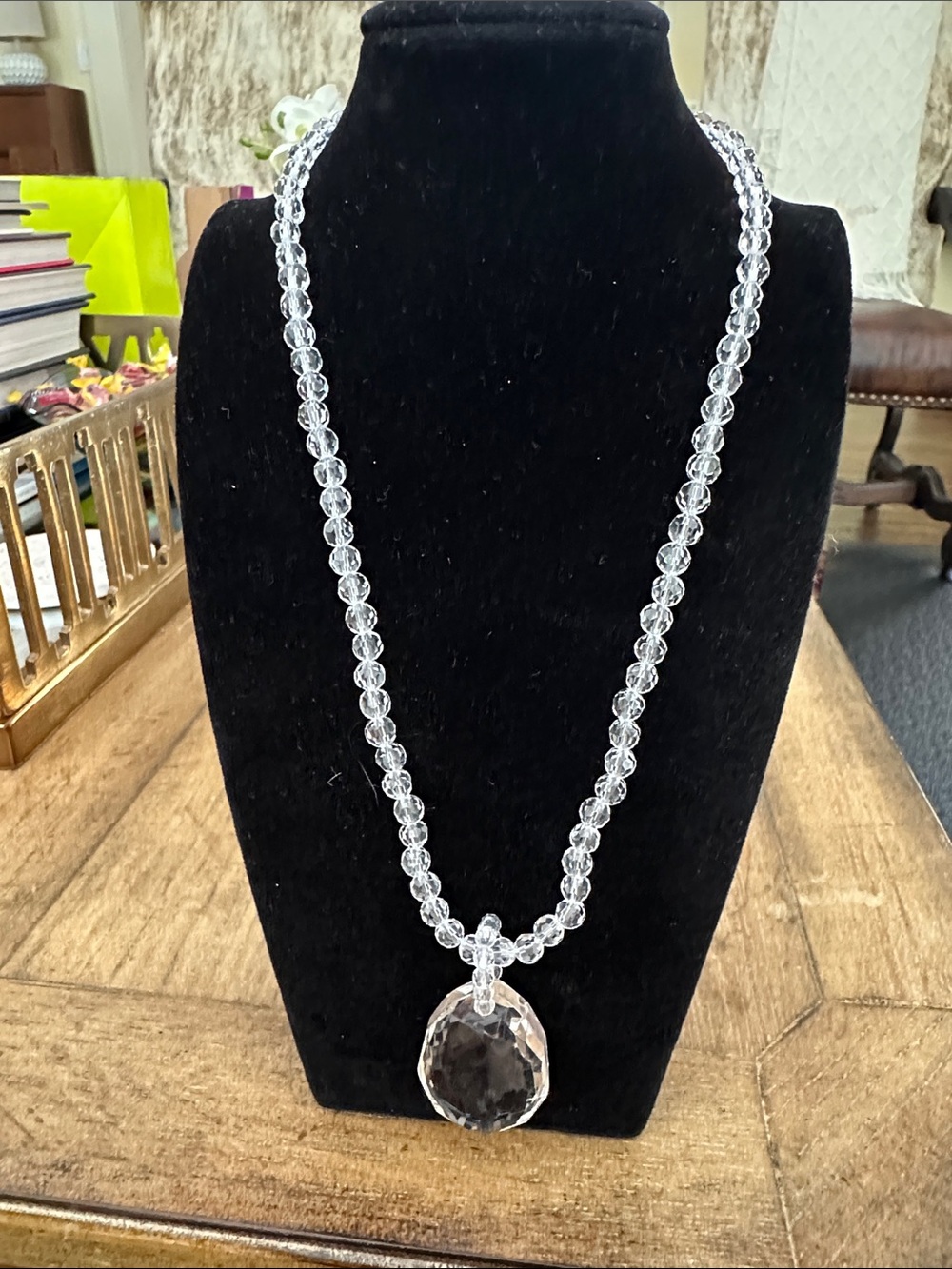 Crystal Clear Beaded Pendant Necklace - Transparent